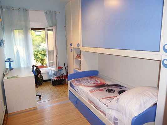 Ultimo piano Arenzano con ascensore